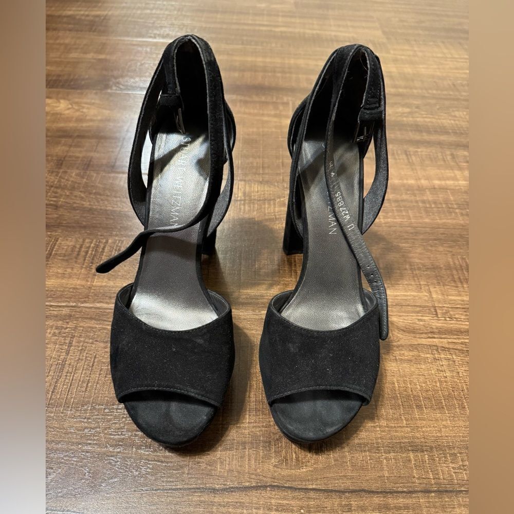 Black velvet heels